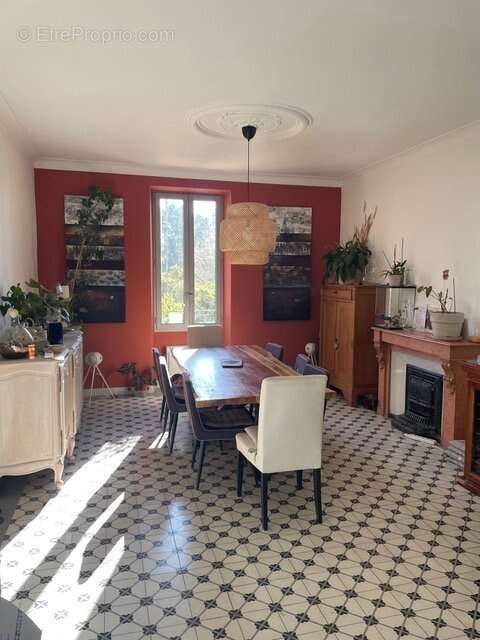 Maison à CAUMONT-SUR-DURANCE