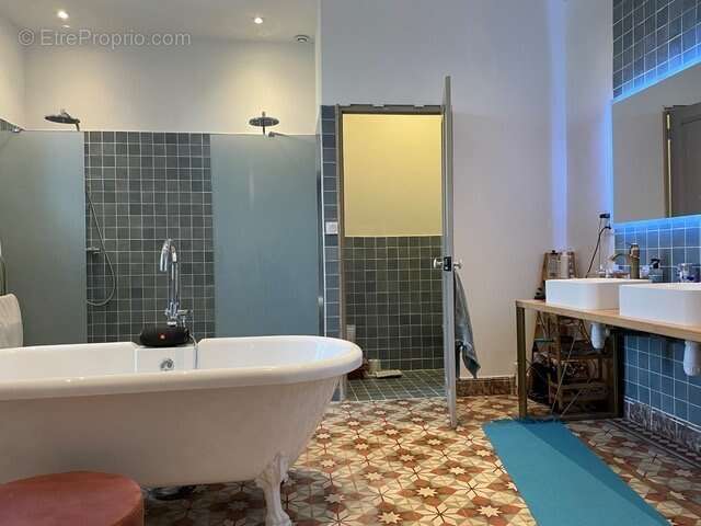 Maison à CAUMONT-SUR-DURANCE