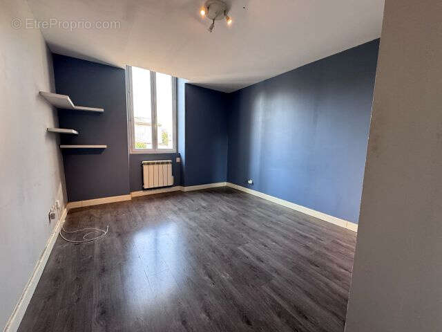 Maison à PEYROLLES-EN-PROVENCE