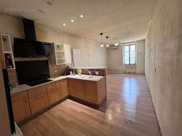 Maison à PEYROLLES-EN-PROVENCE