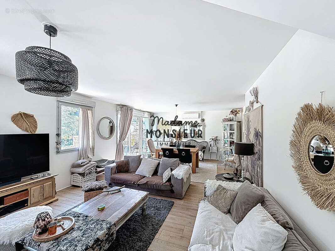 Appartement à BOURGOIN-JALLIEU