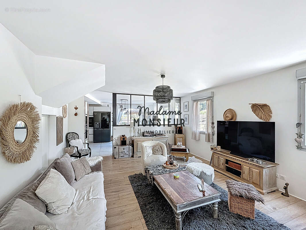 Appartement à BOURGOIN-JALLIEU