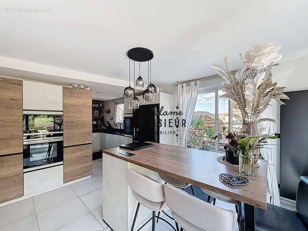 Appartement à BOURGOIN-JALLIEU