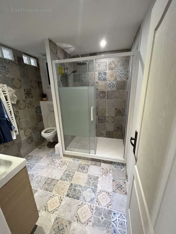 Appartement à MARSEILLE-4E