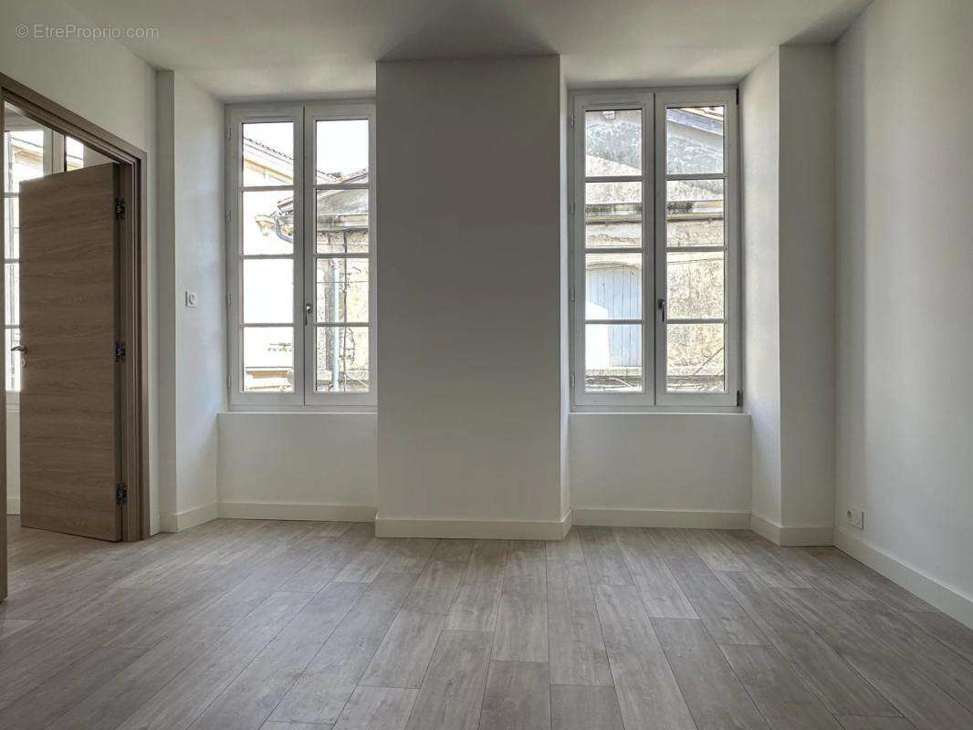 Appartement à SAINT-JEAN-D&#039;ANGELY