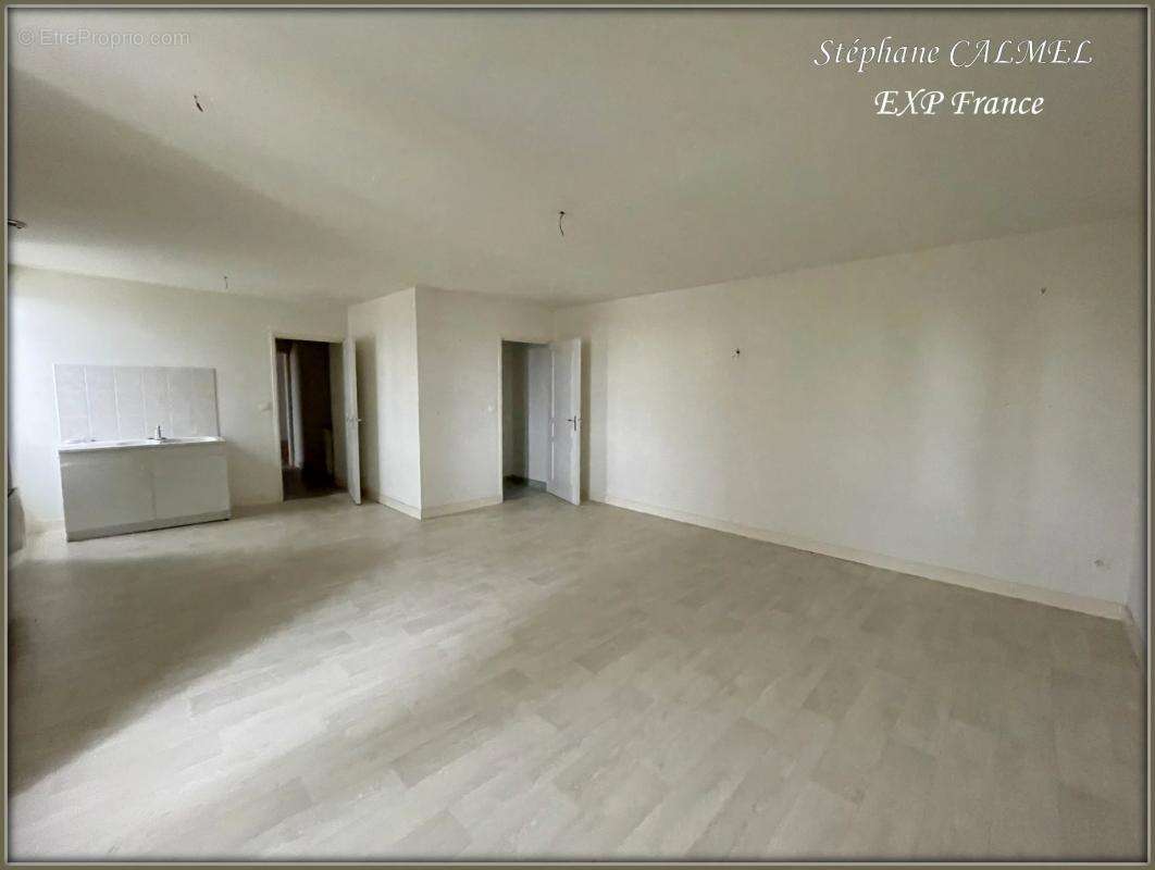 Appartement à ROUFFIGNAC-DE-SIGOULES