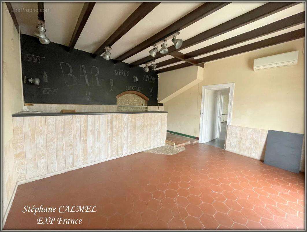 Appartement à ROUFFIGNAC-DE-SIGOULES