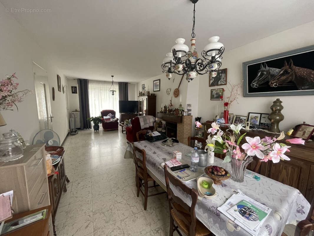 Maison à DREUIL-LES-AMIENS