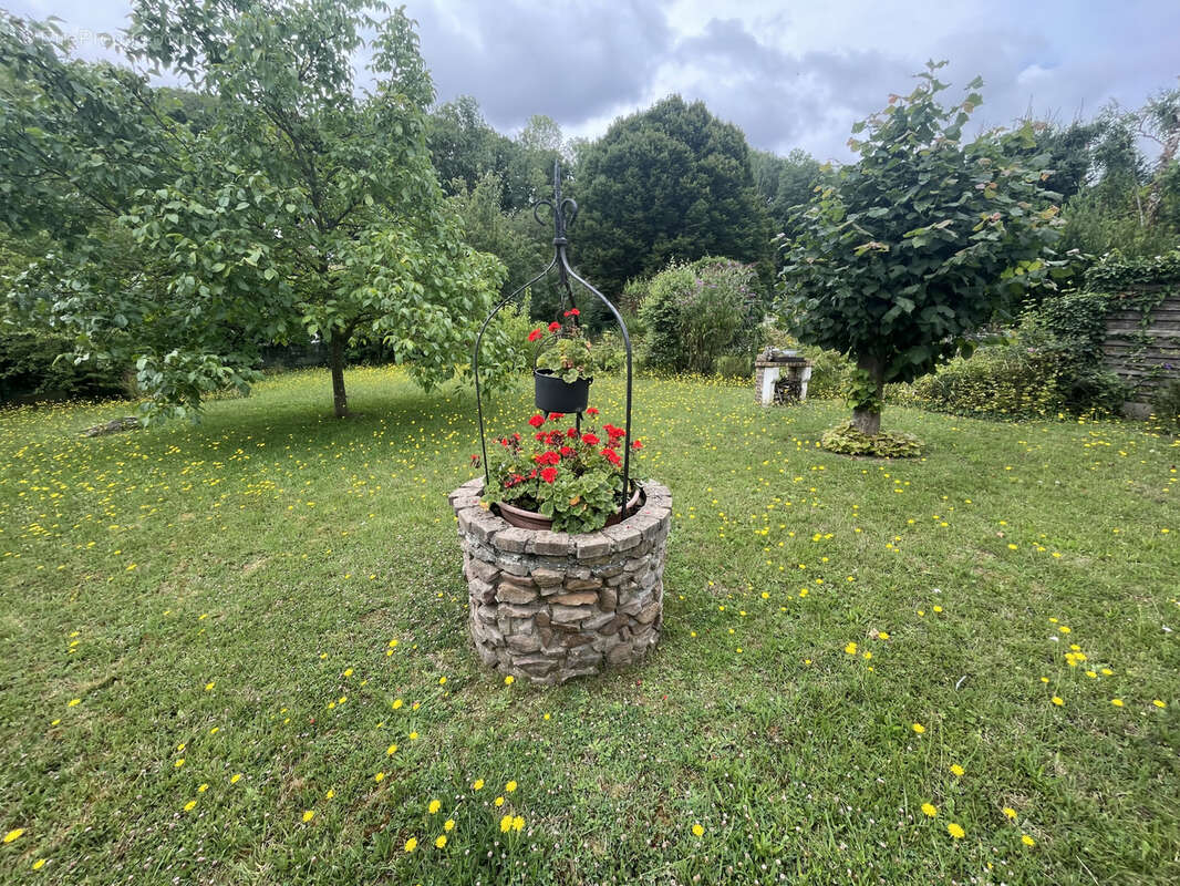 Maison à DREUIL-LES-AMIENS