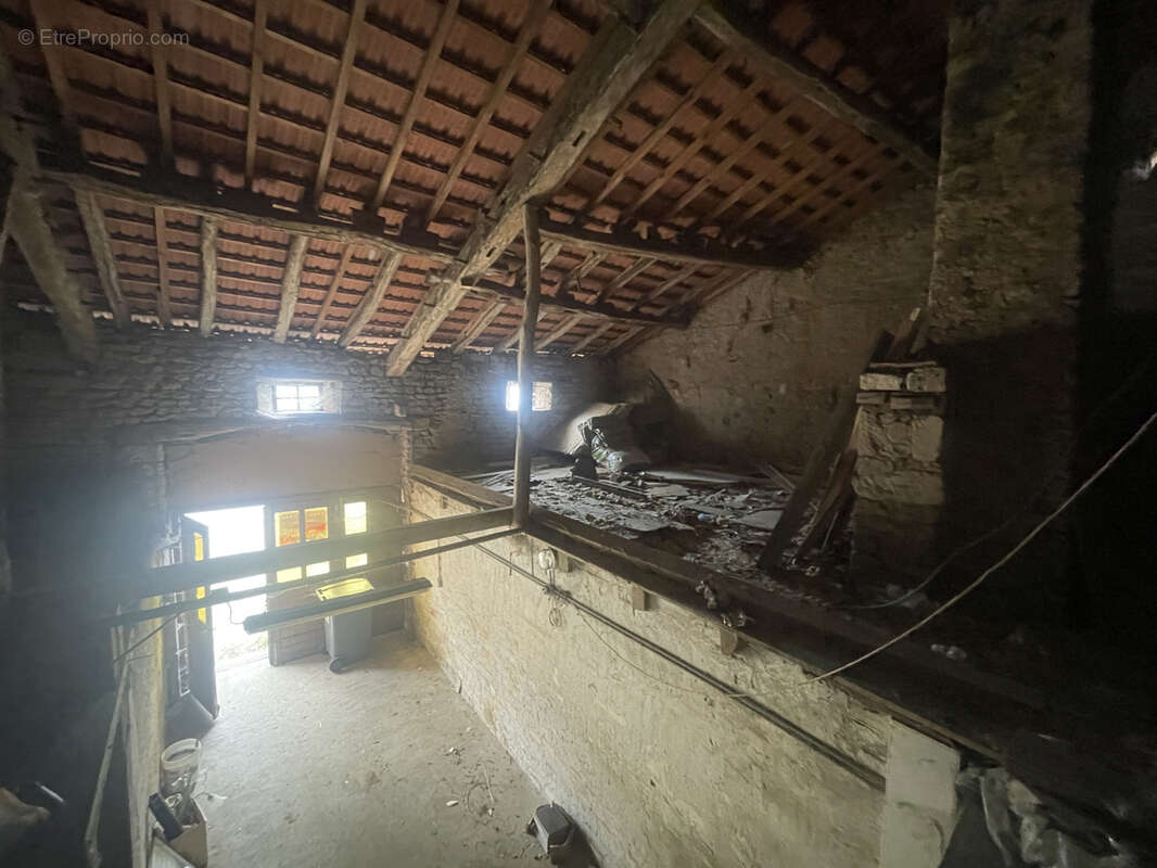 Maison à GEMONVILLE