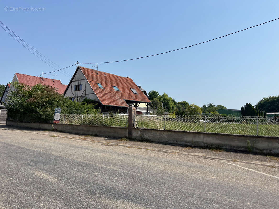 Terrain à SAASENHEIM