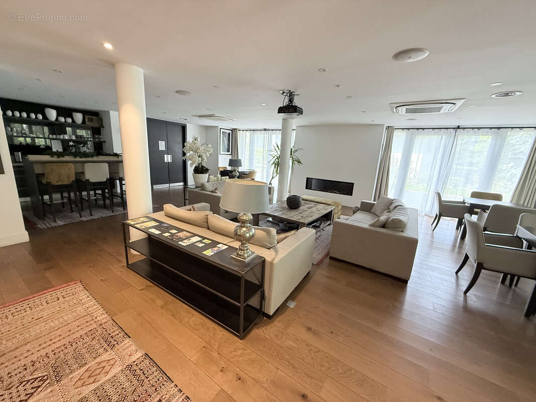 Appartement à AIX-LES-BAINS