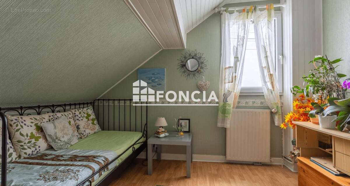 Maison à SAVIGNY-SUR-ORGE