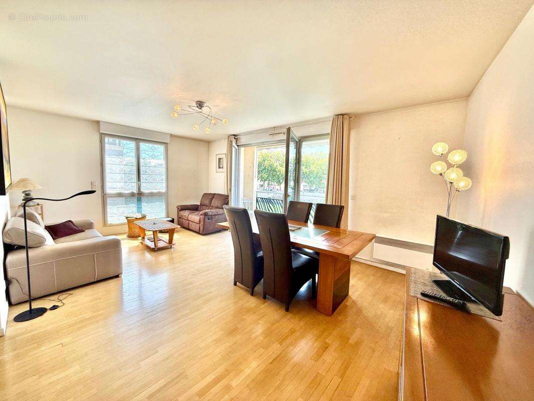 Appartement à MELUN