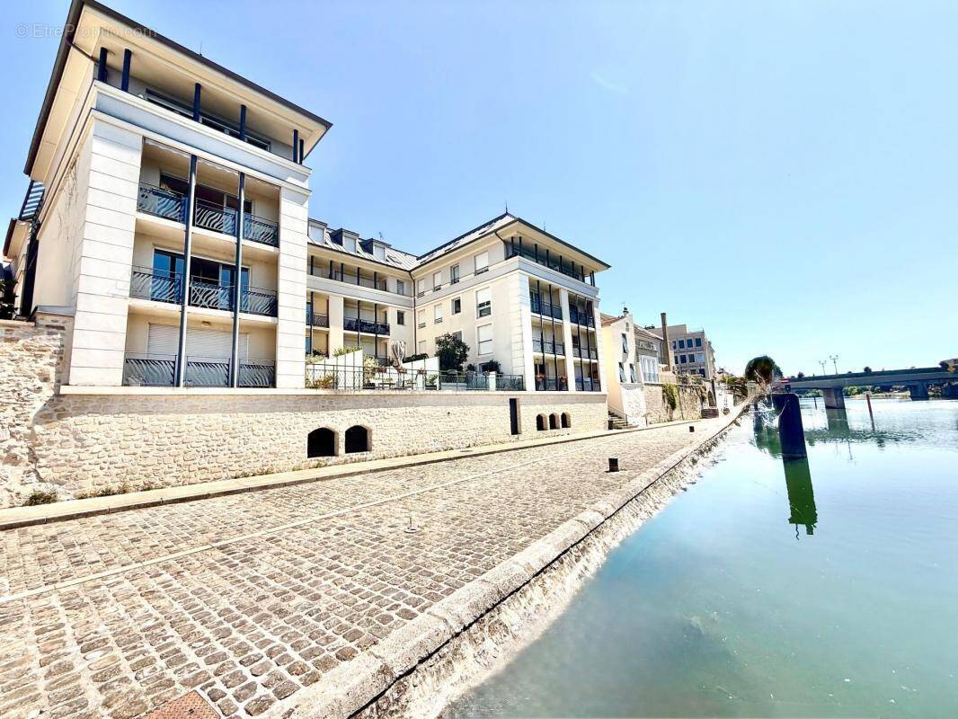 Appartement à MELUN