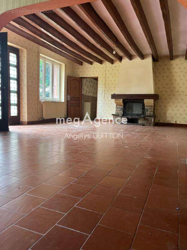 Maison à BEAUMONT-SUR-SARTHE