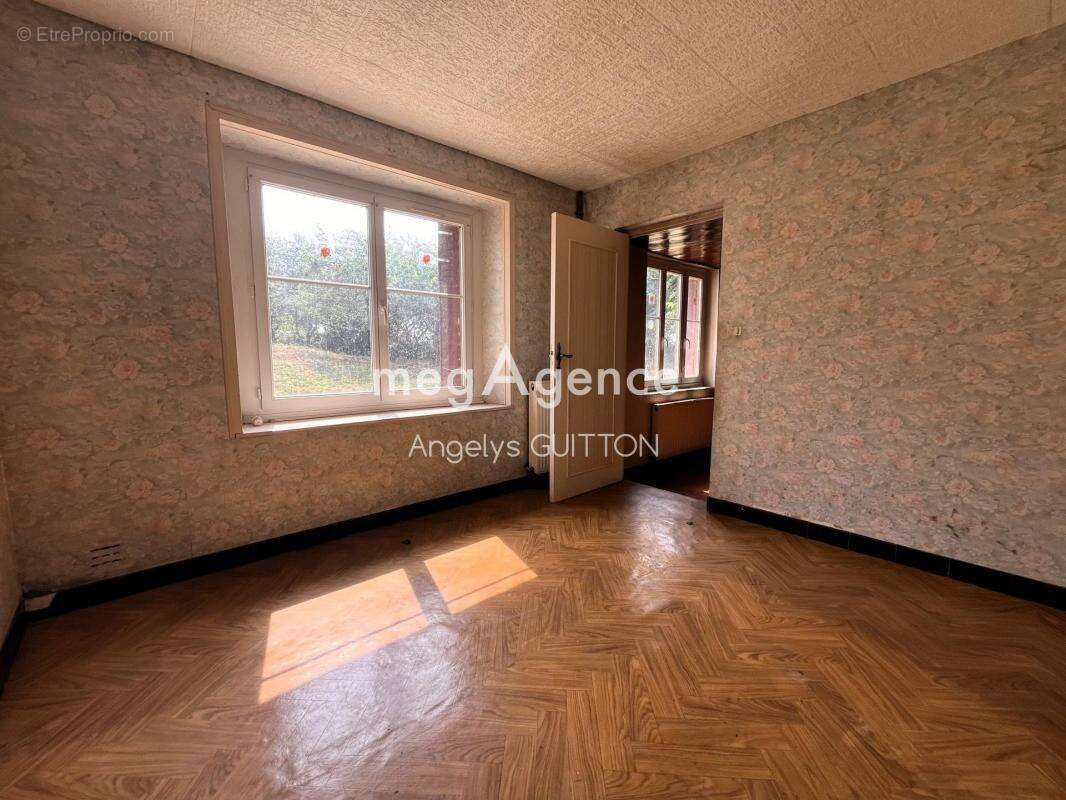 Maison à BEAUMONT-SUR-SARTHE