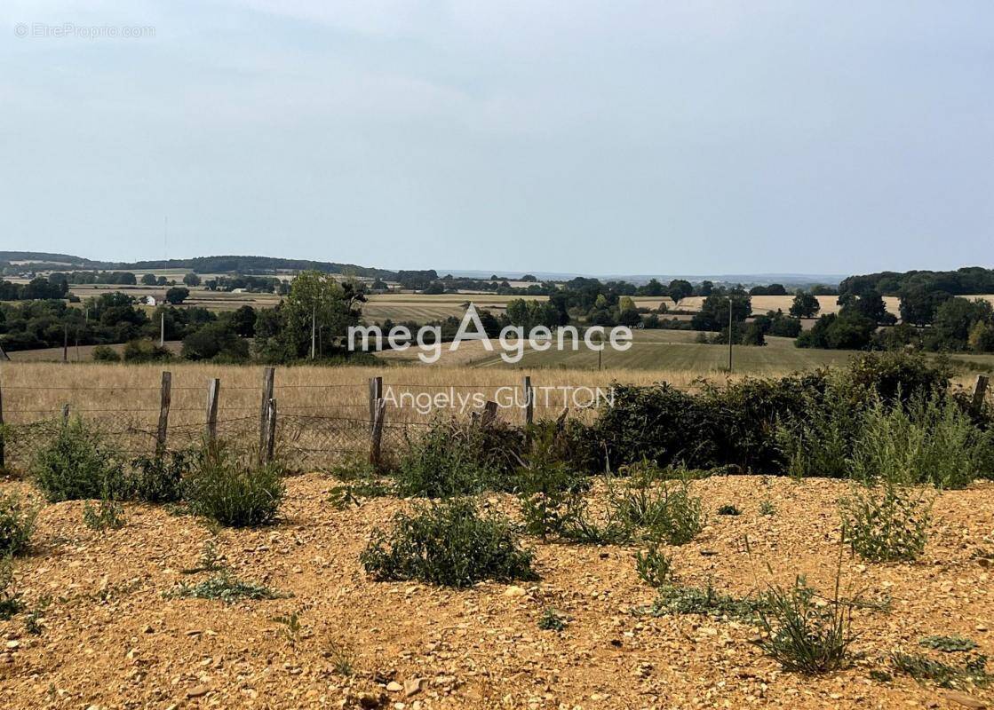 Maison à BEAUMONT-SUR-SARTHE