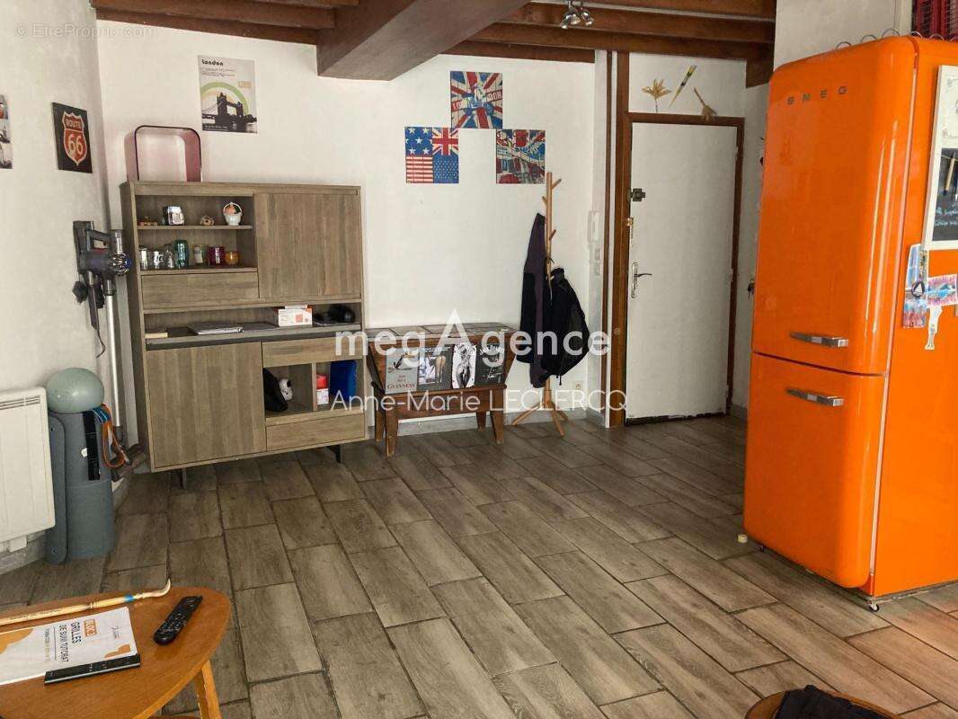 Appartement à ANSE