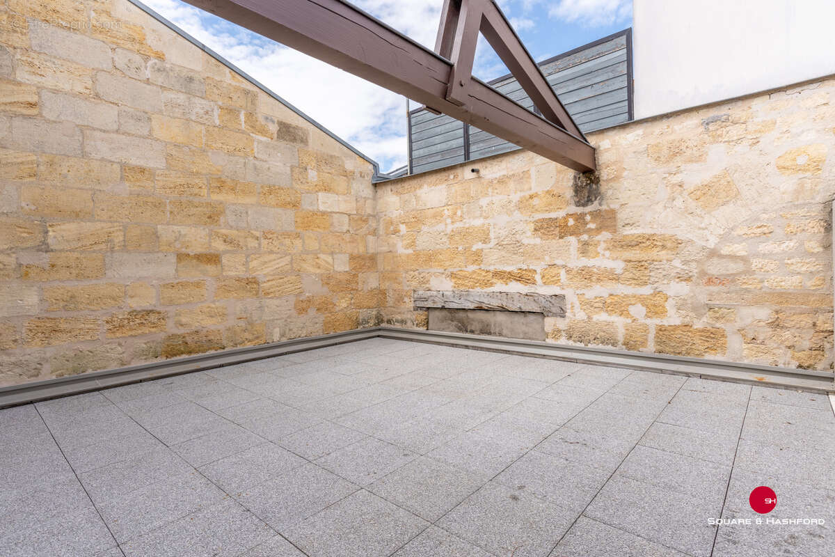 Appartement à BORDEAUX