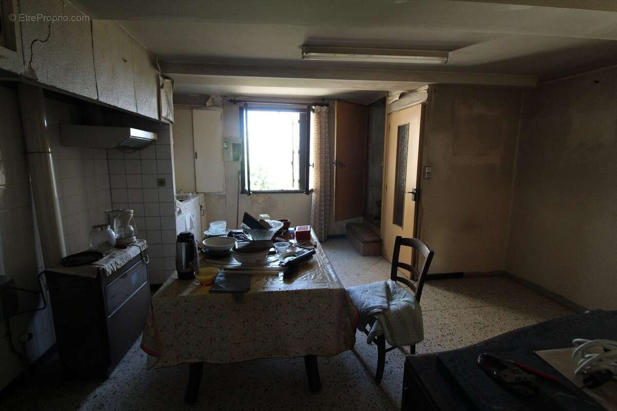 Maison à CAUSSES-ET-VEYRAN