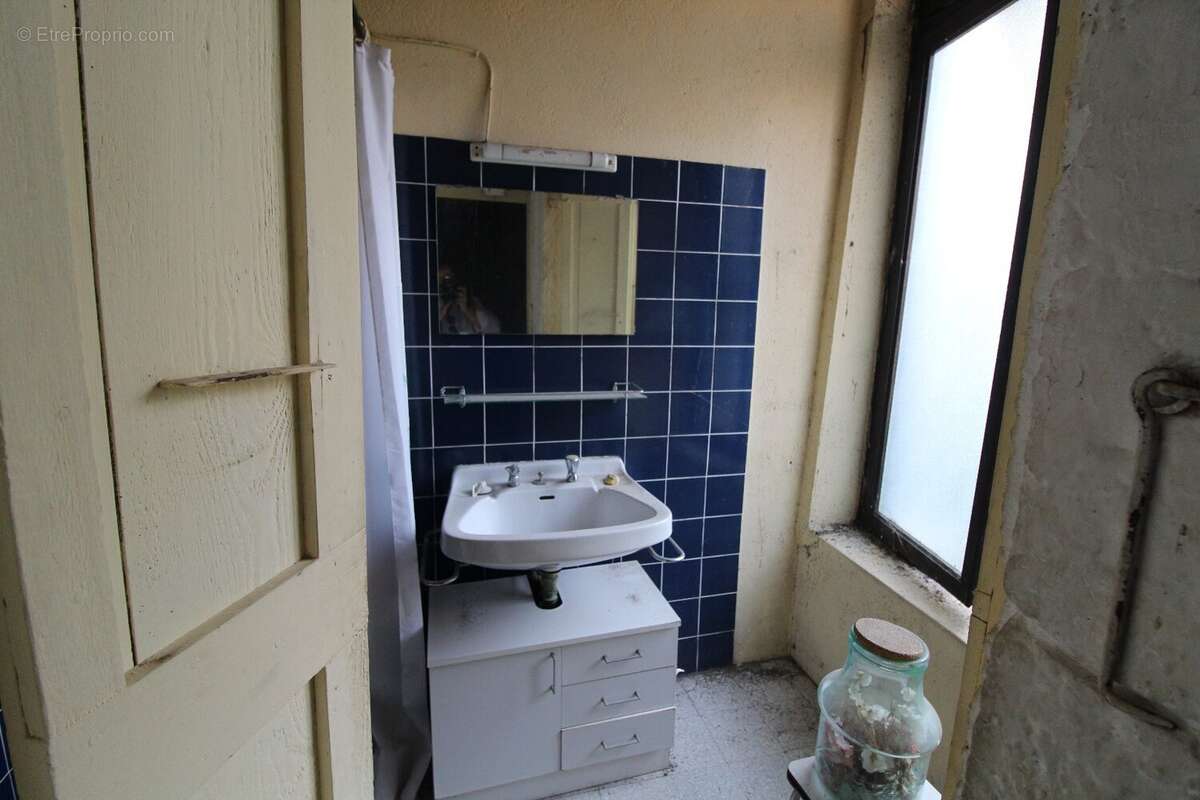 Maison à CAUSSES-ET-VEYRAN