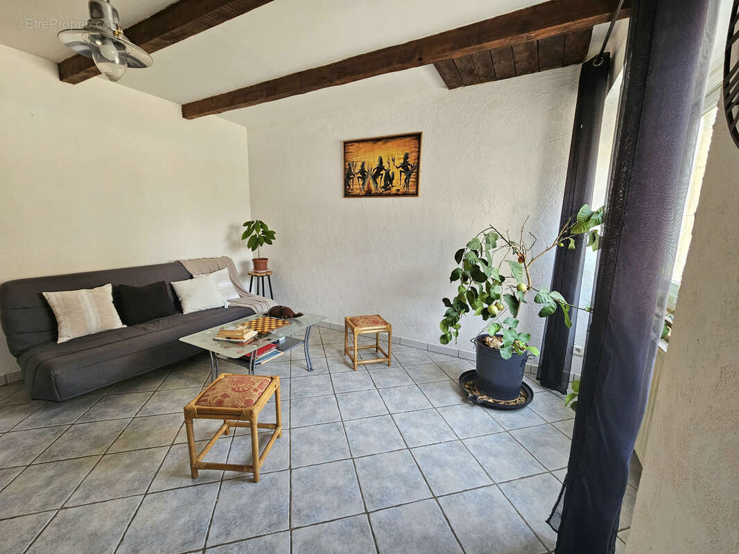 Maison à LUC-LA-PRIMAUBE