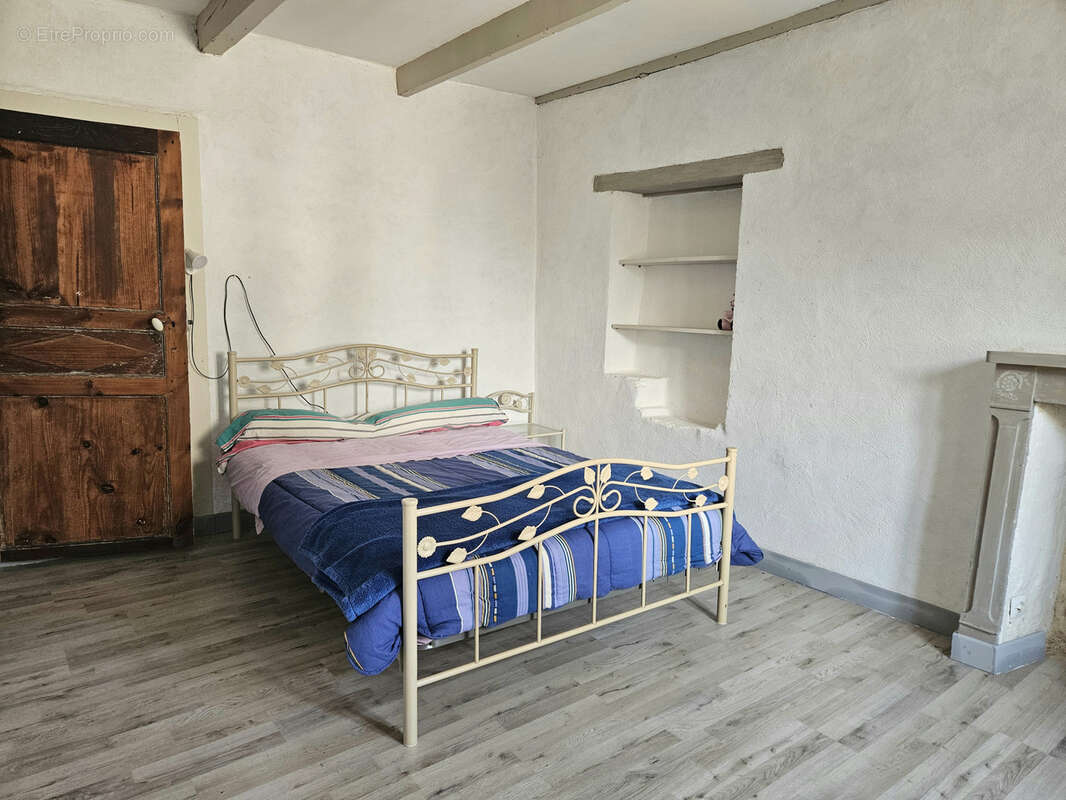 Maison à LUC-LA-PRIMAUBE