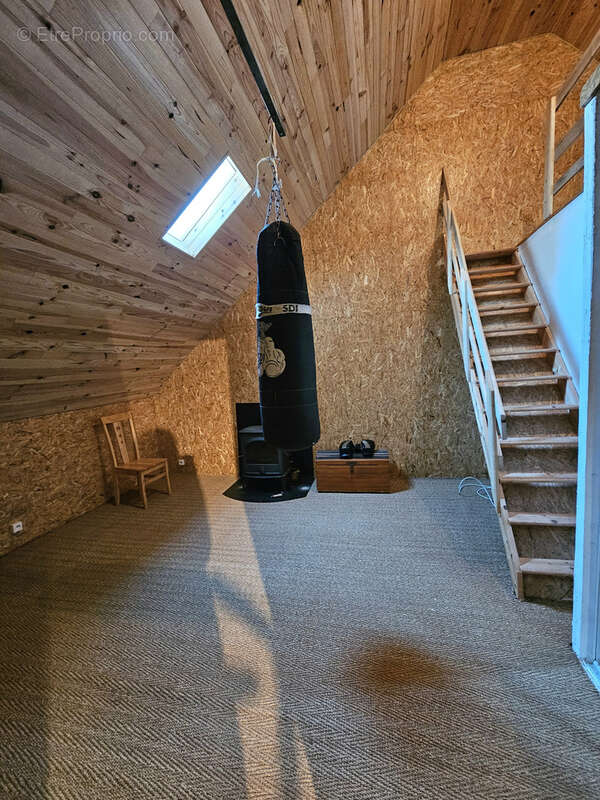 Maison à LUC-LA-PRIMAUBE