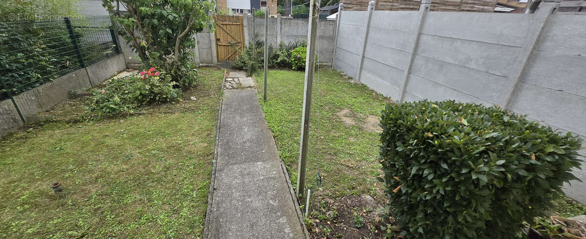 Maison à LA SENTINELLE