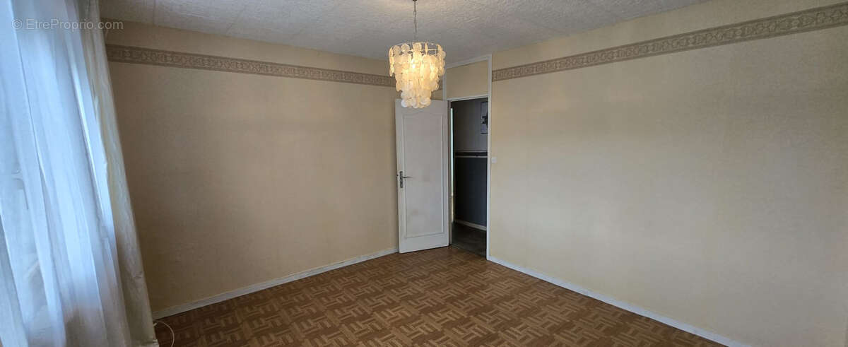 Maison à LA SENTINELLE