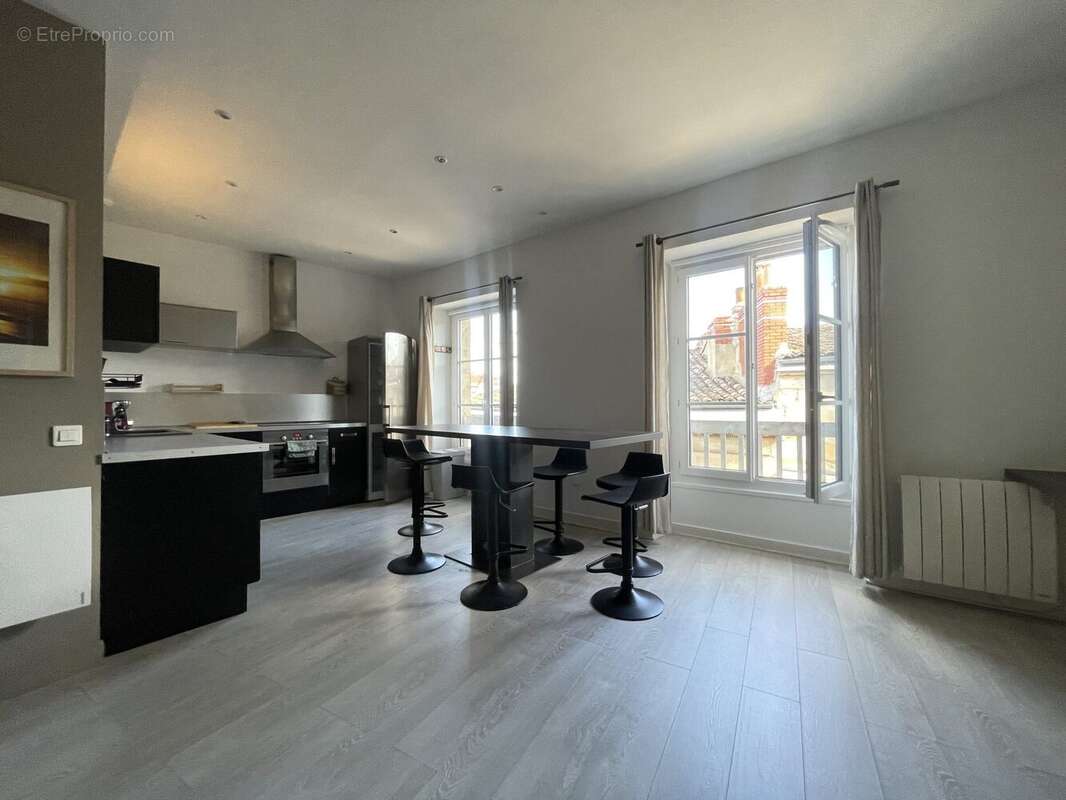 Appartement à BORDEAUX