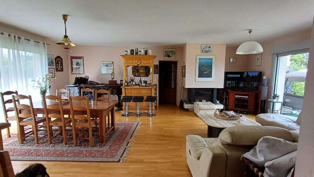 Maison à EGUZON-CHANTOME