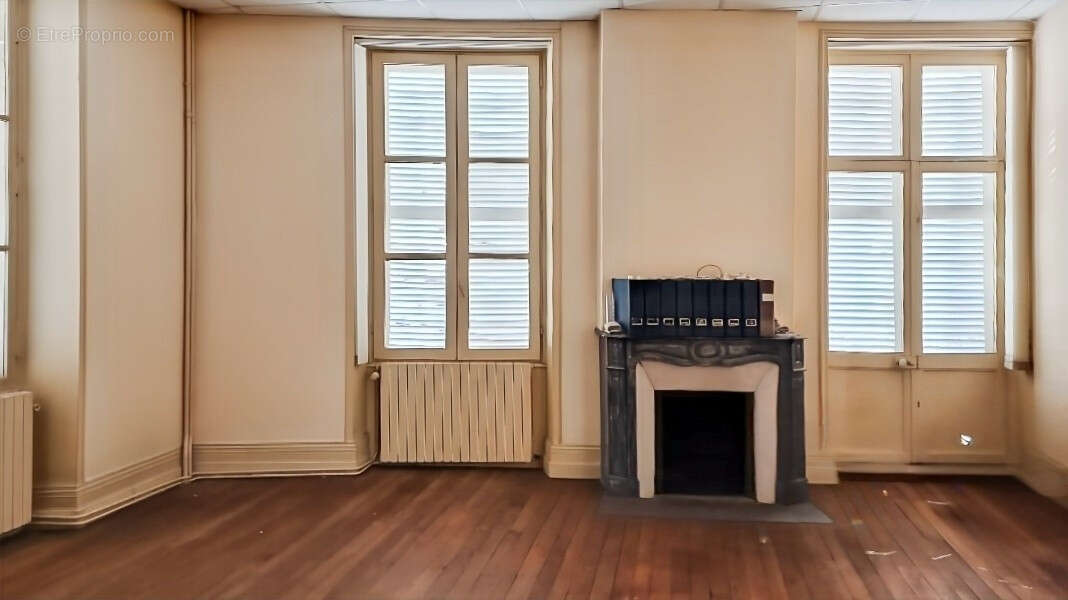 Maison à ARGENTON-SUR-CREUSE