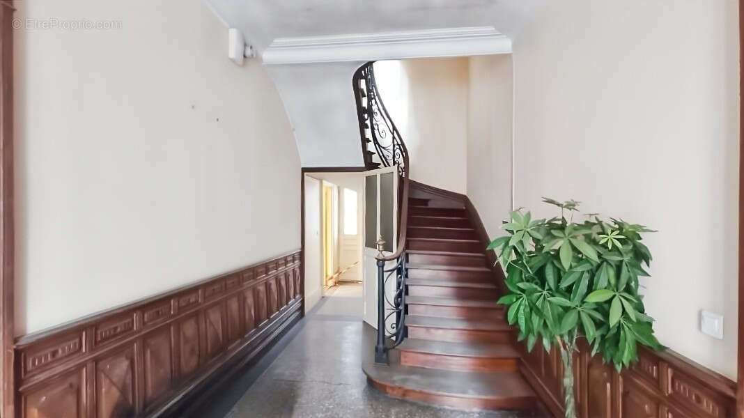 Maison à ARGENTON-SUR-CREUSE