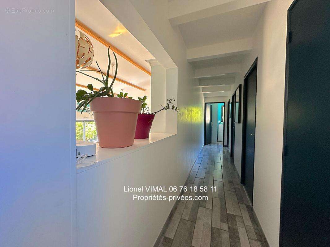 Maison à AUGEROLLES