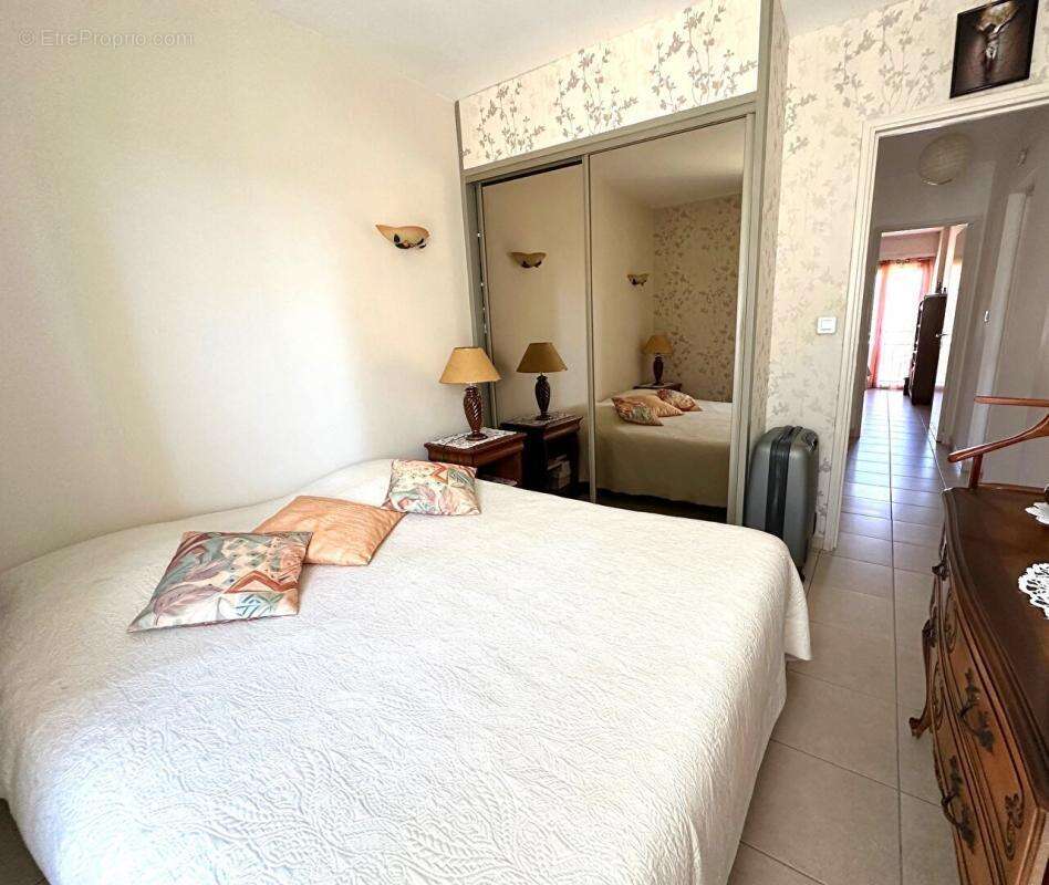 Appartement à SIX-FOURS-LES-PLAGES