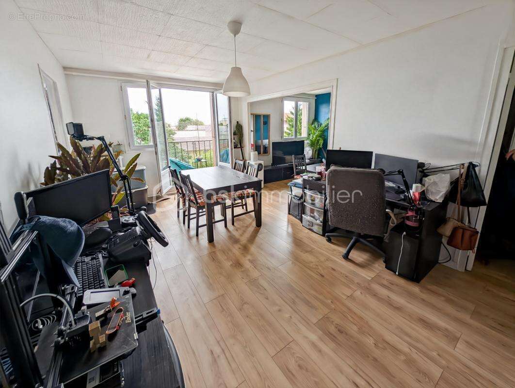 Appartement à MONTREUIL
