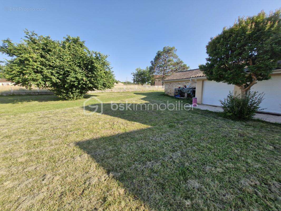 Maison à MOULEYDIER