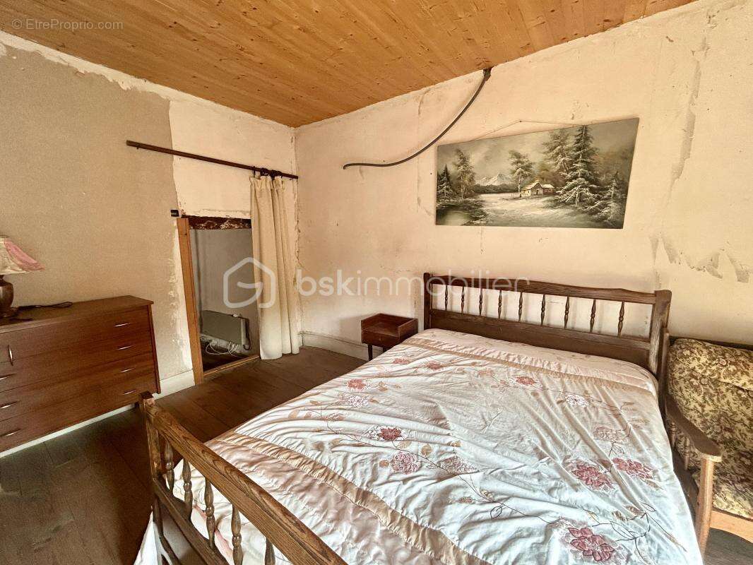 Maison à SAUXILLANGES