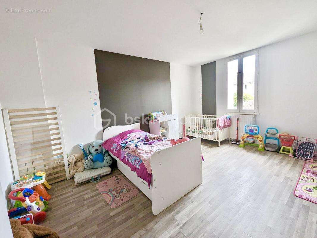 Maison à SAINTE-FOY-LA-GRANDE