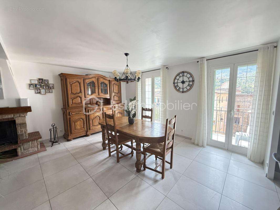 Appartement à BREIL-SUR-ROYA