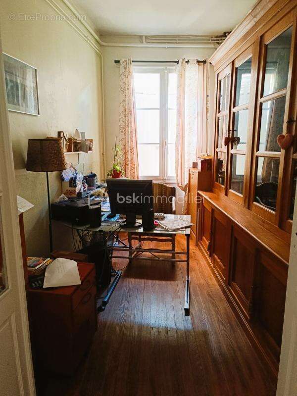 Appartement à SAINT-CHRISTOLY-DE-BLAYE