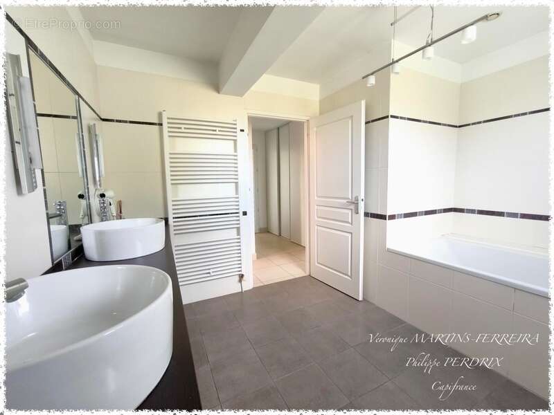 Maison à SAINT-DOULCHARD