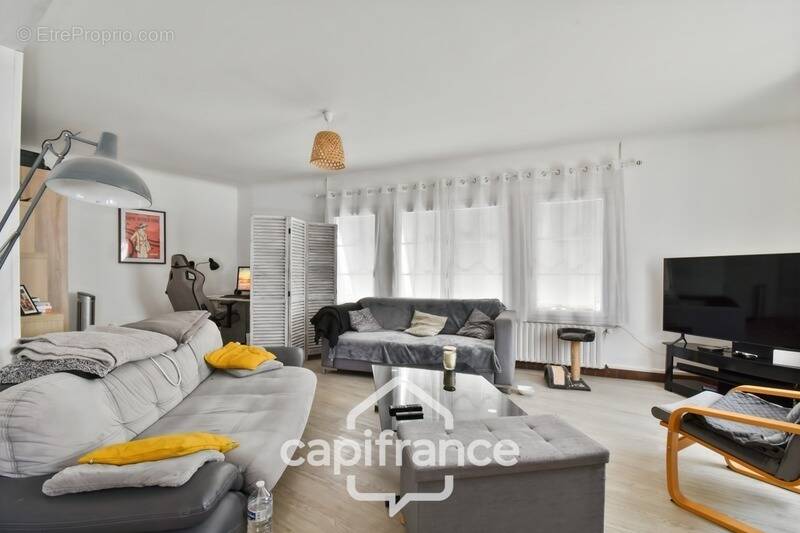 Maison à POURSAY-GARNAUD