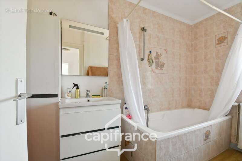 Maison à POURSAY-GARNAUD