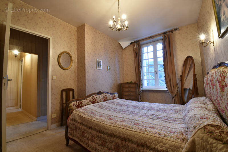 Maison à LE TEILLEUL