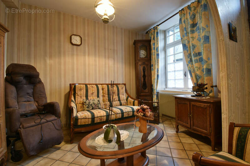 Maison à LE TEILLEUL