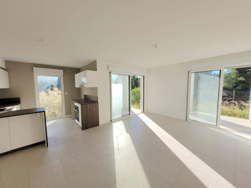 Appartement à SAUSSET-LES-PINS