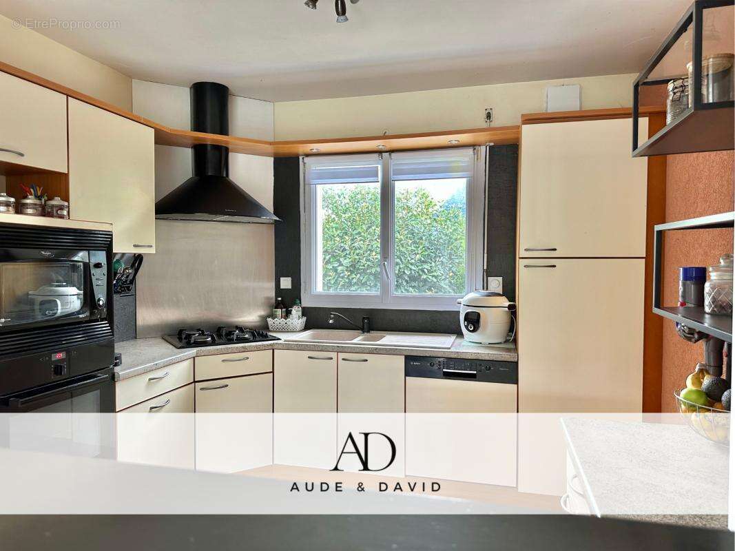 Maison à ERGUE-GABERIC